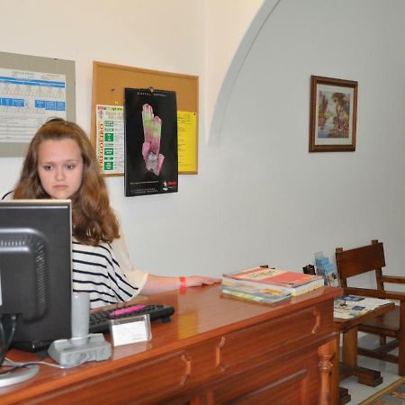 Hostal Mourelos О Грове Екстериор снимка