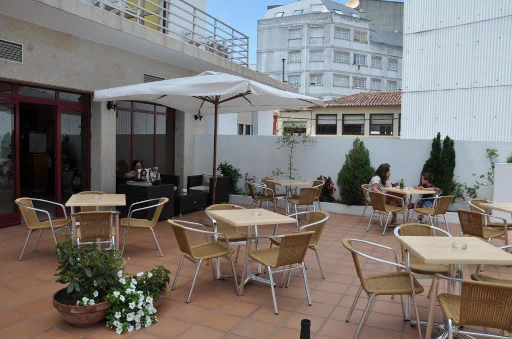 Hostal Mourelos О Грове Екстериор снимка